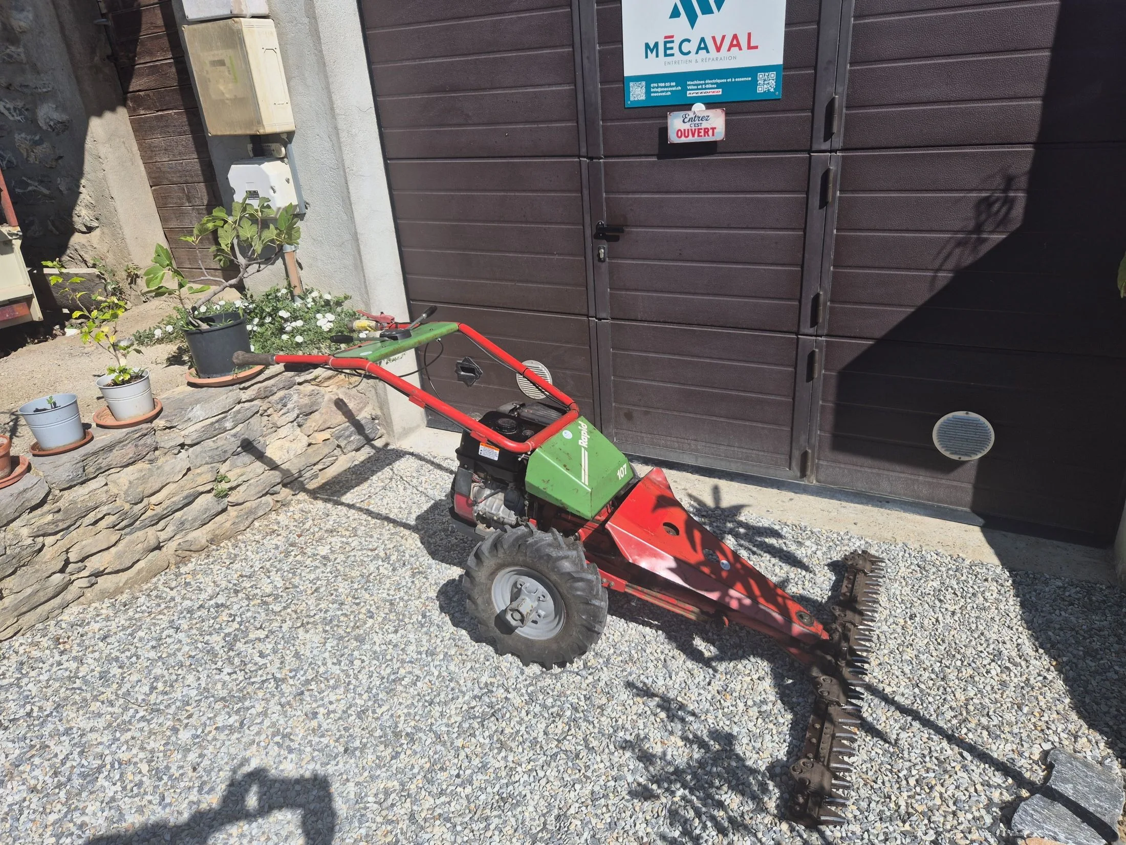 Motofaucheuse Rapid 107, réparée et prête à l'emploi déposé à l'atelier MécaVal de Savièse pour diagnostic et réparation en Valais